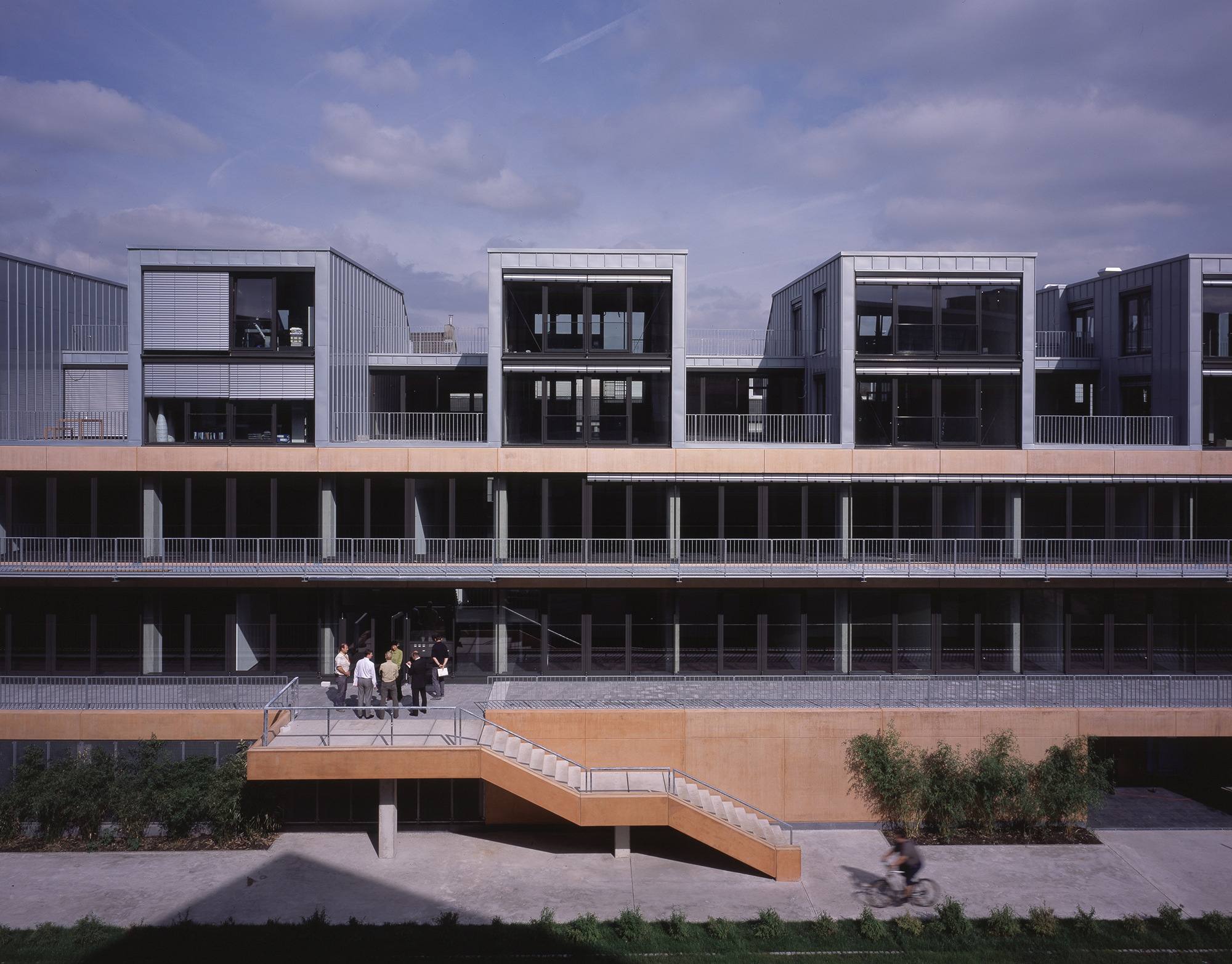 Köln Vulkan Wohnen, Büro und Gewerbe